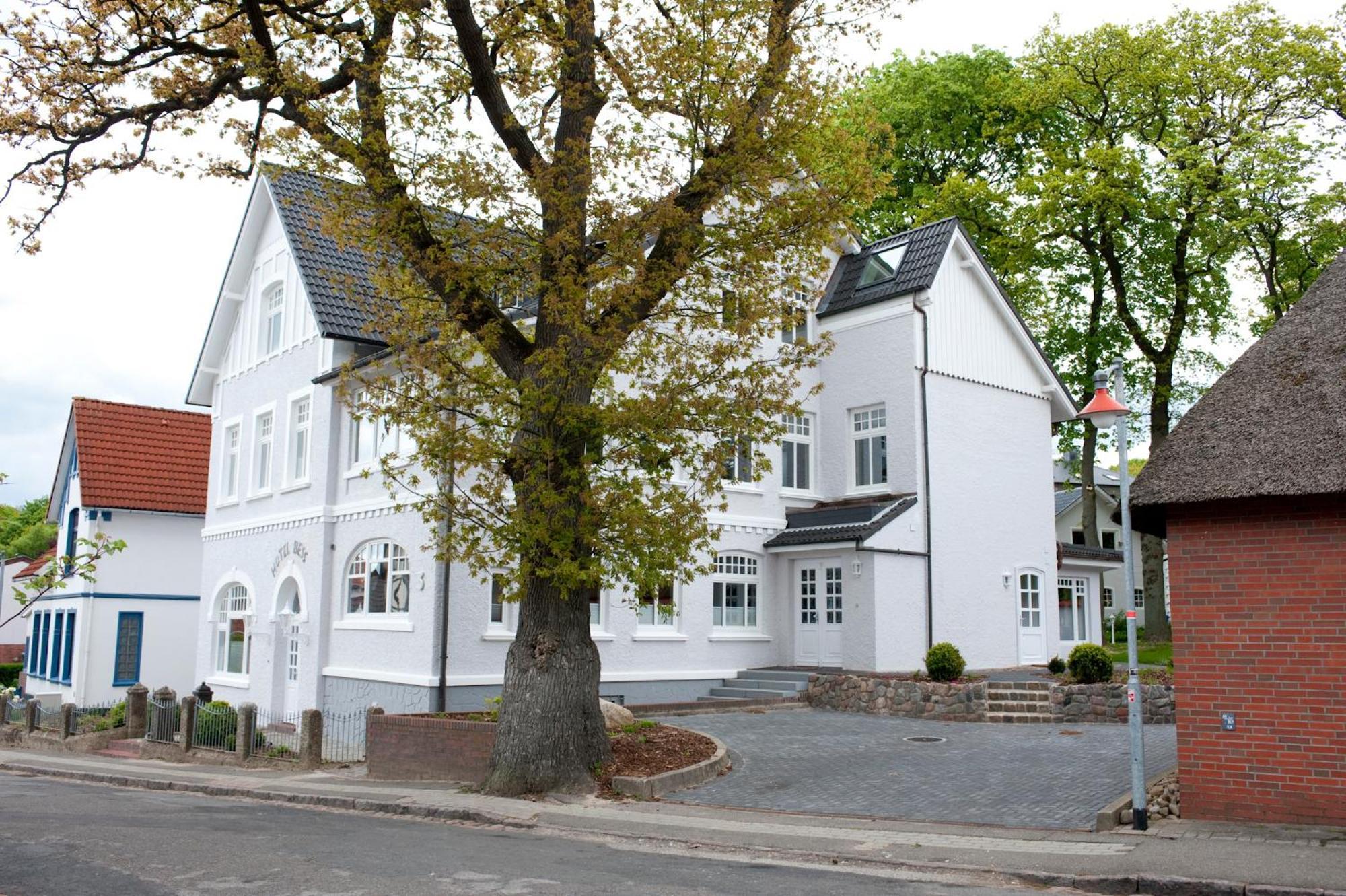 Hotel Bess Albersdorf  Eksteriør bilde